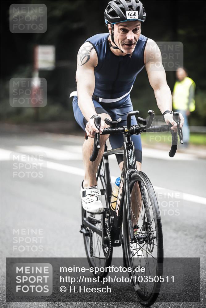 13.09.2026 - Stadtparktriathlon H.Heesch http://msf.ph/oto/10350511 13.09.2026 11:03:21 Radfahren 679, 1799 meine-sportfotos.de
