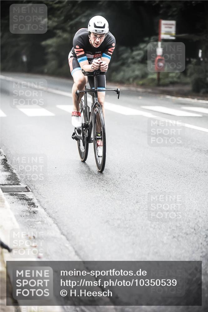 13.09.2026 - Stadtparktriathlon H.Heesch http://msf.ph/oto/10350539 13.09.2026 11:03:26 Radfahren 679, 1799 meine-sportfotos.de