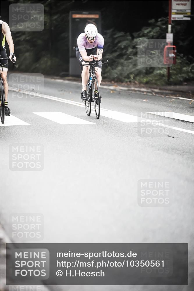 13.09.2026 - Stadtparktriathlon H.Heesch http://msf.ph/oto/10350561 13.09.2026 11:03:34 Radfahren 540, 612, 683 meine-sportfotos.de