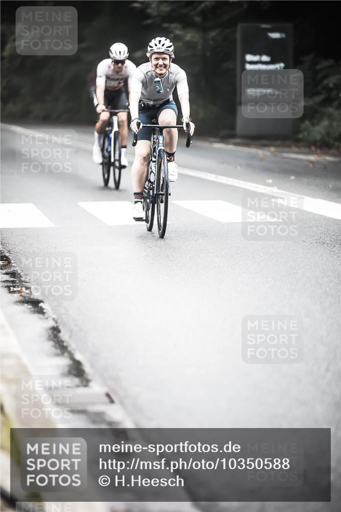 13.09.2026 - Stadtparktriathlon H.Heesch http://msf.ph/oto/10350588 13.09.2026 11:03:40 Radfahren 445, 540, 612, 683, 690 meine-sportfotos.de
