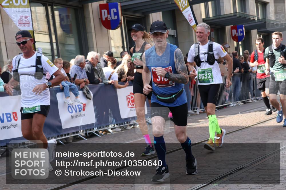 13.09.2026 - 21. swb-Marathon Bremen Strokosch-Dieckow http://msf.ph/oto/10350640 13.09.2026 13:31:50 Ziel 287, 1369, 2310, 2934, 3650, 3922, 3946, 4057, 4566, 4797, 4979, 5628, 6116, 6258, 6475, 6857, 6875, 7150, 7182, 7526, 7553, 7572, 7818, 8048, 8610, 8632, 8970, 9198, 9394, 9640, 13029, 13182, 310, 578, 846, 1600, 3115, 3205, 3239, 3244, 3278, 3858, 3859, 3989, 4030, 4164, 4258, 4273, 4692, 4889, 4998, 5158, 5325, 5363, 5426, 5899, 6039, 6062, 6100, 6193, 6213, 6354, 6581, 6602, 7032, 7242, 7260, 7608, 7941, 8042, 8205 meine-sportfotos.de