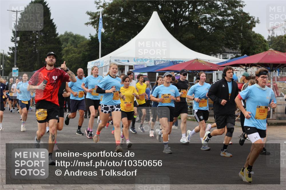 13.09.2026 - Kiel Lauf Andreas Tolksdorf http://msf.ph/oto/10350656 13.09.2026 09:55:35 Kiellinie 6511, 8892, 7658, 11021, 39, 7235 meine-sportfotos.de