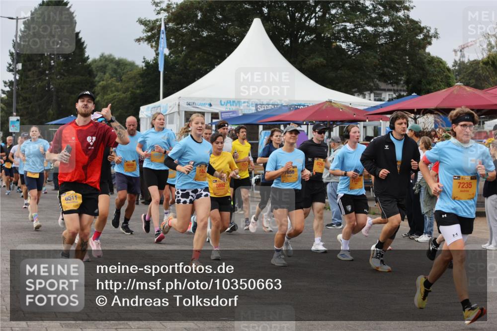 13.09.2026 - Kiel Lauf Andreas Tolksdorf http://msf.ph/oto/10350663 13.09.2026 09:55:35 Kiellinie 6511, 6650, 8892, 7658, 8290, 11021, 38, 7235 meine-sportfotos.de