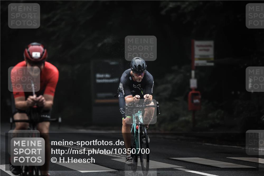 13.09.2026 - Stadtparktriathlon H.Heesch http://msf.ph/oto/10350700 13.09.2026 09:19:59 Radfahren 4, 102, 121 meine-sportfotos.de