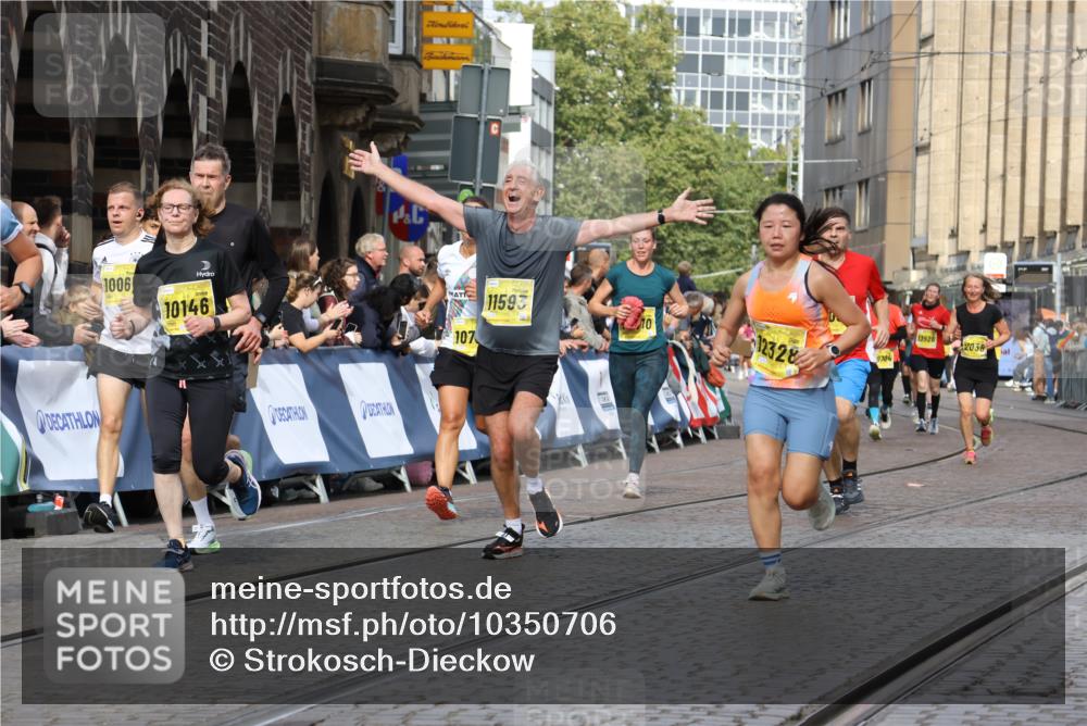 13.09.2026 - 21. swb-Marathon Bremen Strokosch-Dieckow http://msf.ph/oto/10350706 13.09.2026 10:54:36 Ziel 10359, 10503, 10577, 10631, 10749, 10837, 10884, 10996, 11099, 11118, 11290, 11329, 11361, 11476, 11765, 11843, 11989, 11998, 10589, 10608, 10704, 11040, 11174, 11569, 11874, 12519, 12800, 13526 meine-sportfotos.de