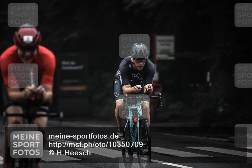 13.09.2026 - Stadtparktriathlon H.Heesch http://msf.ph/oto/10350709 13.09.2026 09:19:59 Radfahren 4, 102, 121 meine-sportfotos.de