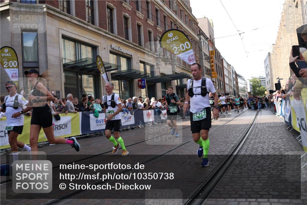 13.09.2026 - 21. swb-Marathon Bremen Strokosch-Dieckow http://msf.ph/oto/10350738 13.09.2026 13:31:51 Ziel 287, 1369, 2310, 2934, 3650, 3922, 3946, 4057, 4566, 4655, 4797, 4979, 5628, 6116, 6258, 6475, 6857, 6875, 7150, 7182, 7526, 7553, 7572, 7818, 8610, 8632, 9198, 9283, 9394, 9640, 13029, 13182, 310, 578, 846, 1600, 3115, 3205, 3239, 3244, 3278, 3858, 3859, 3989, 4030, 4164, 4273, 4692, 4889, 4998, 5158, 5325, 5363, 5426, 5899, 6039, 6062, 6100, 6193, 6213, 6354, 6581, 6602, 7032, 7242, 7260, 7608, 7941, 8042, 8205 meine-sportfotos.de