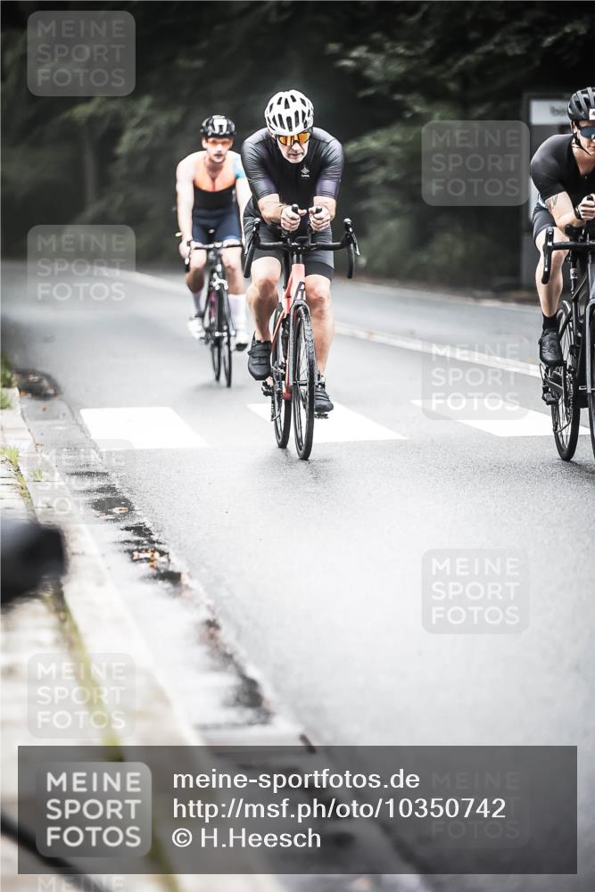 13.09.2026 - Stadtparktriathlon H.Heesch http://msf.ph/oto/10350742 13.09.2026 11:03:49 Radfahren 470, 480, 493, 498, 547, 653, 685, 694 meine-sportfotos.de