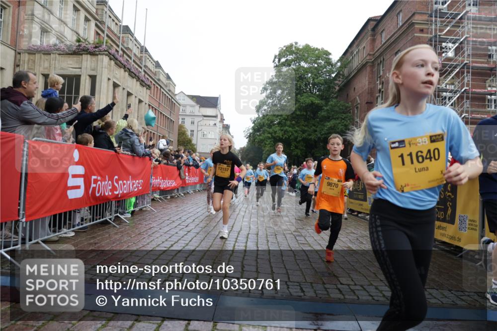 13.09.2026 - Kiel Lauf Yannick Fuchs http://msf.ph/oto/10350761 13.09.2026 08:57:31 Ziel 160, 406, 700, 1546, 1769, 2128, 2129, 4834, 5006, 5984, 6459, 7478, 7715, 9062, 9579, 10876, 11356, 2384, 3034, 3305, 3382, 3665, 4908, 5003, 5340, 5719, 5809, 6361, 7752, 8341, 9542, 9564, 9940, 10321, 10892, 11423, 11495, 11558, 12215, 12455, 12512, 689, 1051, 1520, 1714, 2439, 3020, 3359, 3375, 3691, 4182, 4321, 4382, 4383, 5219, 5244, 5666, 5733, 5762, 5765, 5895, 6056, 7058, 7547, 7604, 7608, 7609, 8668, 8838, 9870, 9872, 10847, 10889, 11227, 81 meine-sportfotos.de