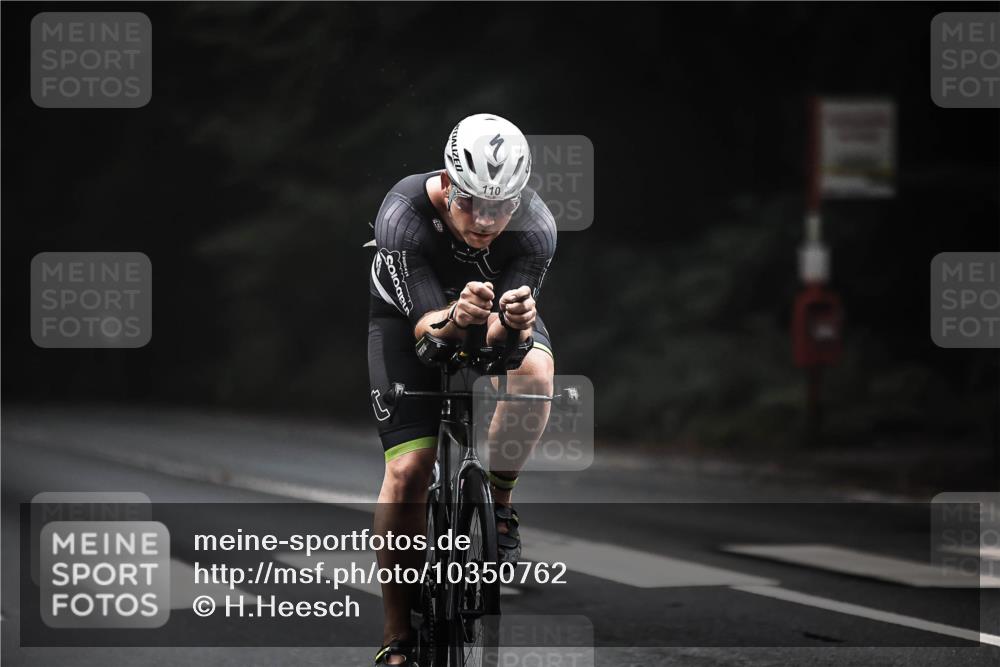 13.09.2026 - Stadtparktriathlon H.Heesch http://msf.ph/oto/10350762 13.09.2026 09:20:14 Radfahren 21, 82, 110 meine-sportfotos.de