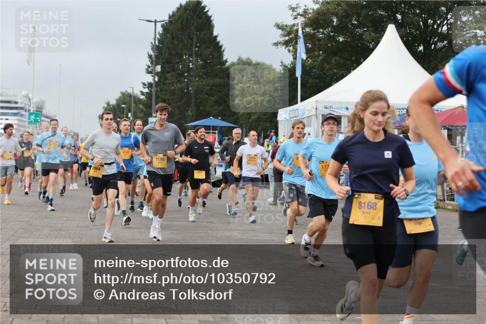 13.09.2026 - Kiel Lauf Andreas Tolksdorf http://msf.ph/oto/10350792 13.09.2026 09:55:38 Kiellinie 3, 2864, 4300, 1599, 39, 113, 12471, 8168 meine-sportfotos.de