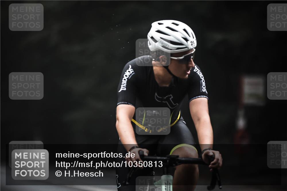 13.09.2026 - Stadtparktriathlon H.Heesch http://msf.ph/oto/10350813 13.09.2026 09:20:18 Radfahren 21, 82, 110 meine-sportfotos.de