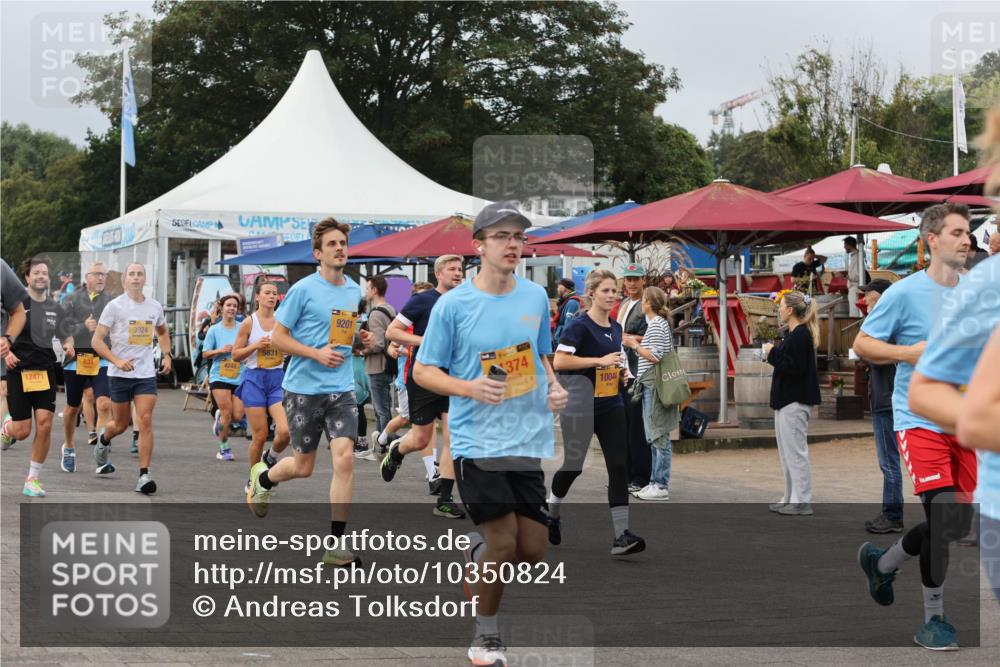 13.09.2026 - Kiel Lauf Andreas Tolksdorf http://msf.ph/oto/10350824 13.09.2026 09:55:39 Kiellinie 12471, 3924, 4248, 5831, 9201, 374, 4410, 10044 meine-sportfotos.de