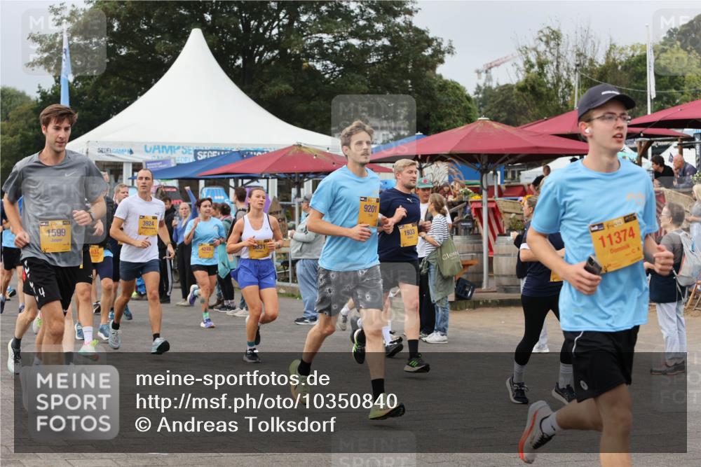 13.09.2026 - Kiel Lauf Andreas Tolksdorf http://msf.ph/oto/10350840 13.09.2026 09:55:40 Kiellinie 38, 1599, 634, 3924, 4248, 5831, 9201, 1933, 39, 11374 meine-sportfotos.de