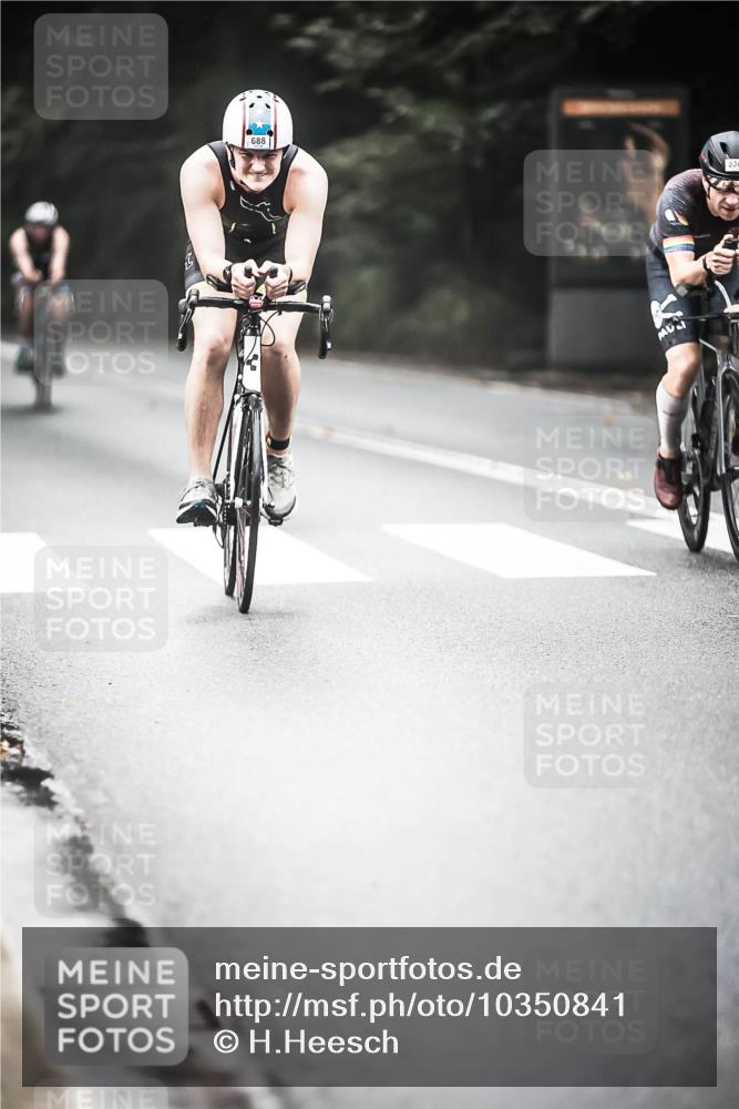 13.09.2026 - Stadtparktriathlon H.Heesch http://msf.ph/oto/10350841 13.09.2026 11:04:01 Radfahren 466, 506, 536, 643, 688 meine-sportfotos.de