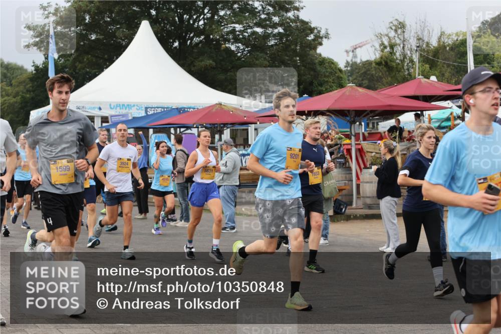13.09.2026 - Kiel Lauf Andreas Tolksdorf http://msf.ph/oto/10350848 13.09.2026 09:55:40 Kiellinie 39, 1599, 3924, 4248, 5831, 9201, 1933 meine-sportfotos.de