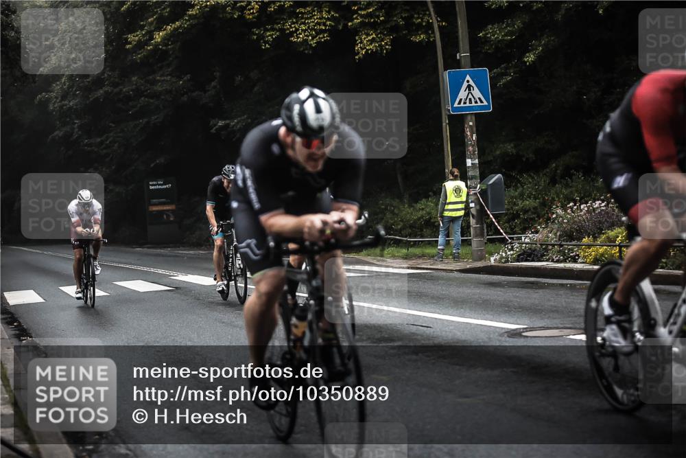 13.09.2026 - Stadtparktriathlon H.Heesch http://msf.ph/oto/10350889 13.09.2026 09:20:34 Radfahren 88, 92, 105, 112, 115, 129, 130, 141, 153 meine-sportfotos.de