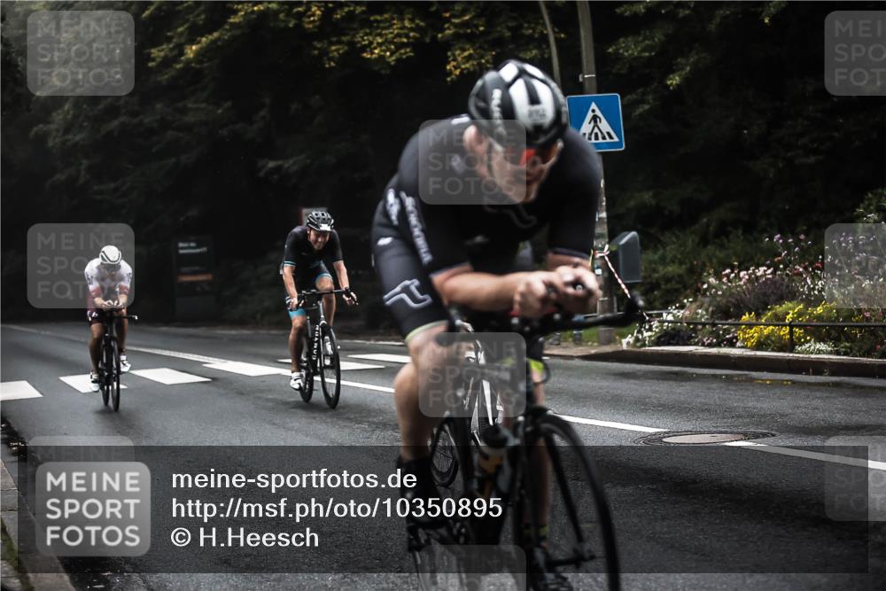 13.09.2026 - Stadtparktriathlon H.Heesch http://msf.ph/oto/10350895 13.09.2026 09:20:35 Radfahren 88, 92, 105, 112, 115, 129, 130, 153 meine-sportfotos.de
