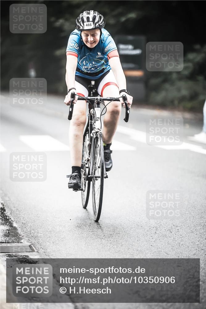 13.09.2026 - Stadtparktriathlon H.Heesch http://msf.ph/oto/10350906 13.09.2026 11:04:06 Radfahren 466, 506, 536, 539, 643, 688 meine-sportfotos.de