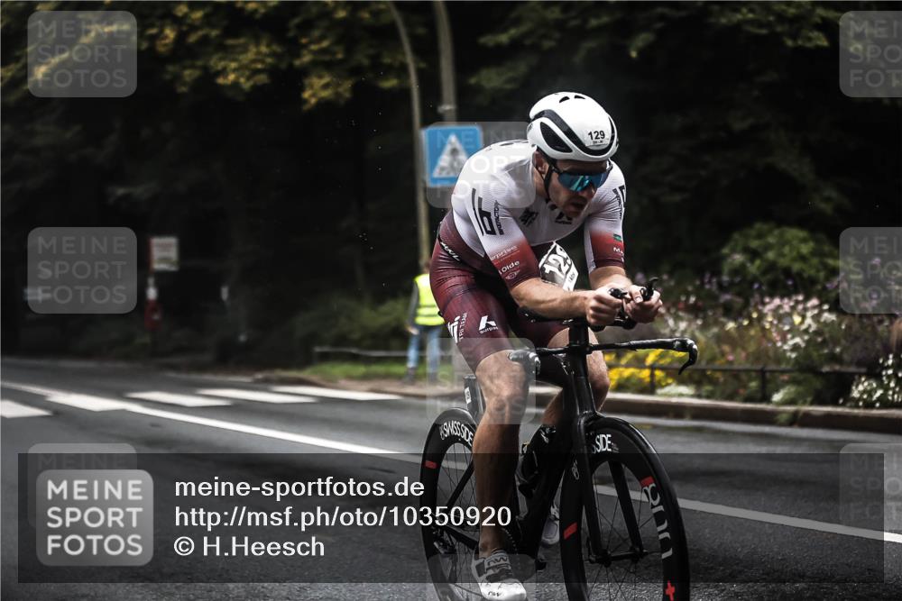 13.09.2026 - Stadtparktriathlon H.Heesch http://msf.ph/oto/10350920 13.09.2026 09:20:36 Radfahren 88, 92, 105, 112, 115, 129, 130, 153 meine-sportfotos.de