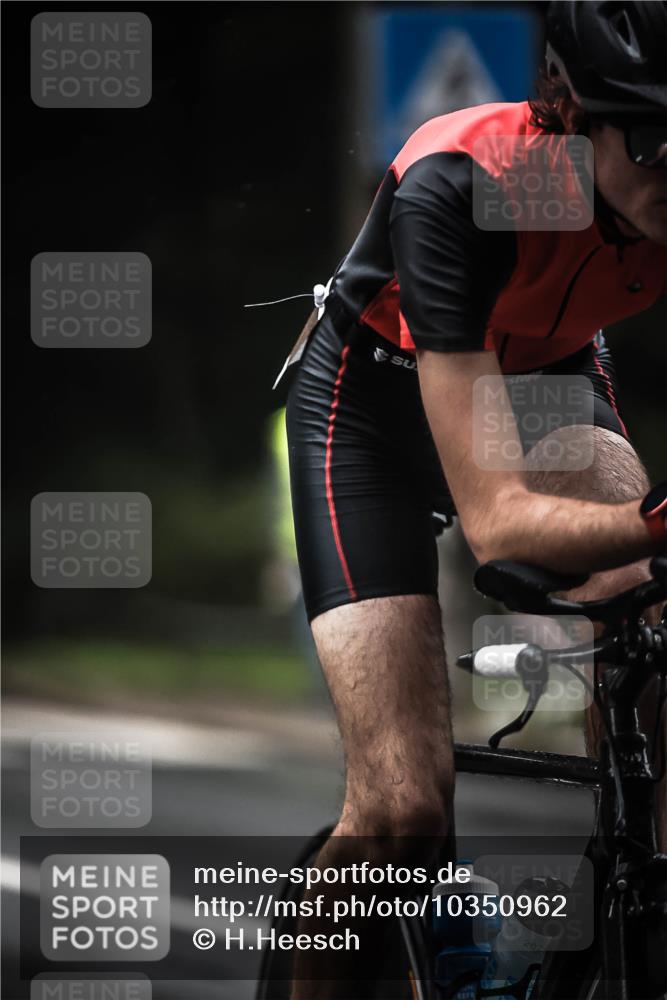 13.09.2026 - Stadtparktriathlon H.Heesch http://msf.ph/oto/10350962 13.09.2026 09:20:44 Radfahren 99, 115, 138 meine-sportfotos.de