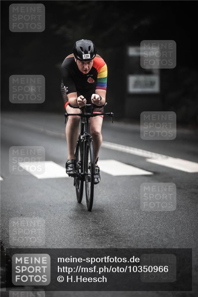 13.09.2026 - Stadtparktriathlon H.Heesch http://msf.ph/oto/10350966 13.09.2026 09:20:47 Radfahren 99, 138, 186 meine-sportfotos.de