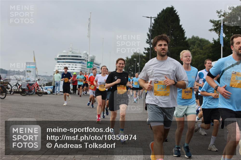 13.09.2026 - Kiel Lauf Andreas Tolksdorf http://msf.ph/oto/10350974 13.09.2026 09:55:43 Kiellinie 2, 12131, 11145, 35, 38, 9459, 113 meine-sportfotos.de