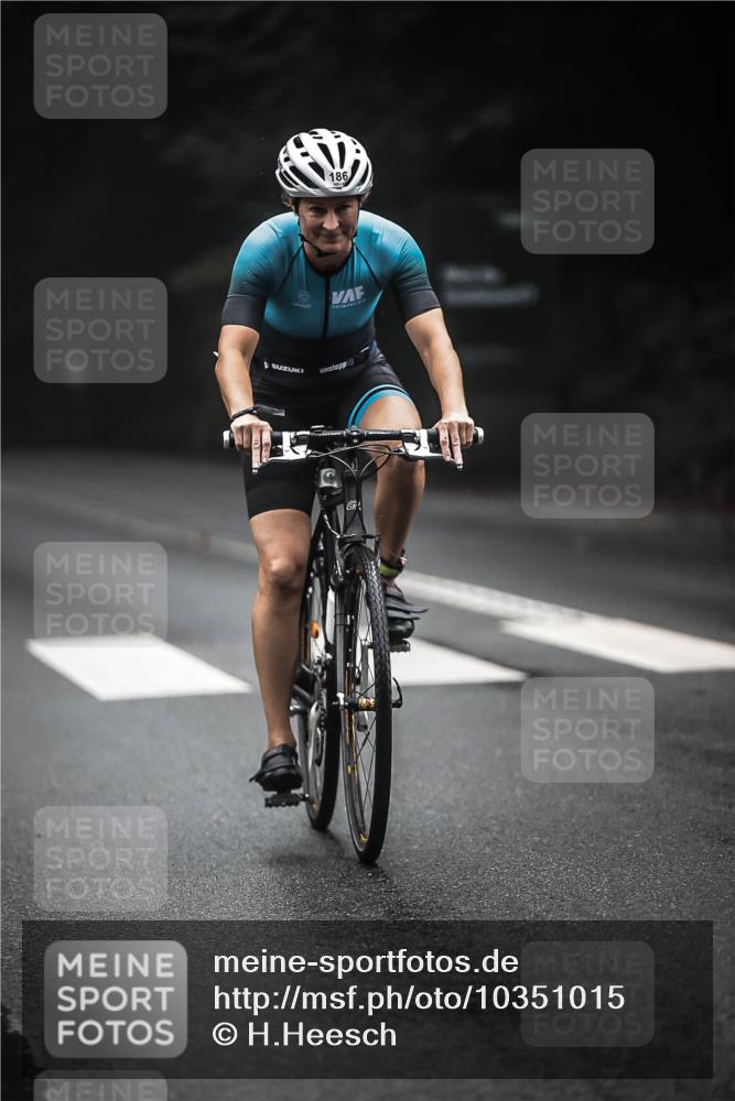 13.09.2026 - Stadtparktriathlon H.Heesch http://msf.ph/oto/10351015 13.09.2026 09:20:52 Radfahren 133, 138, 186 meine-sportfotos.de