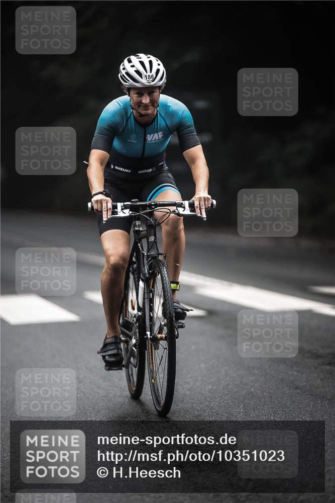 13.09.2026 - Stadtparktriathlon H.Heesch http://msf.ph/oto/10351023 13.09.2026 09:20:52 Radfahren 133, 138, 186 meine-sportfotos.de
