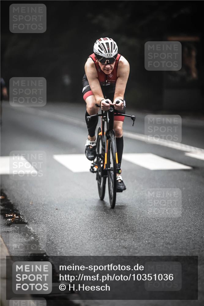 13.09.2026 - Stadtparktriathlon H.Heesch http://msf.ph/oto/10351036 13.09.2026 09:20:57 Radfahren 108, 133, 186 meine-sportfotos.de