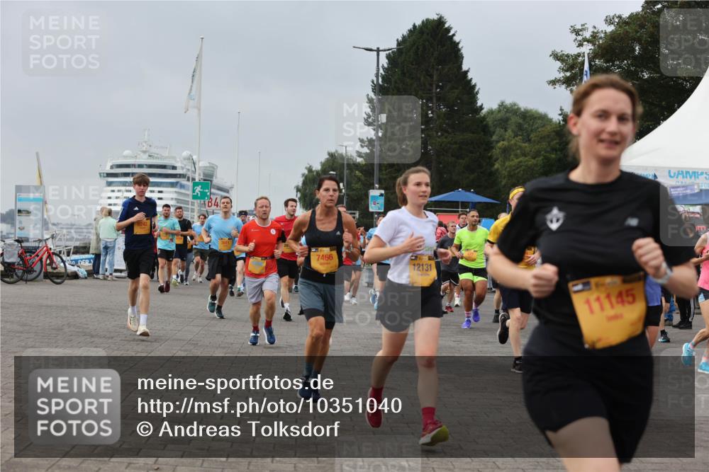 13.09.2026 - Kiel Lauf Andreas Tolksdorf http://msf.ph/oto/10351040 13.09.2026 09:55:45 Kiellinie 3911, 7466, 12131, 11145 meine-sportfotos.de