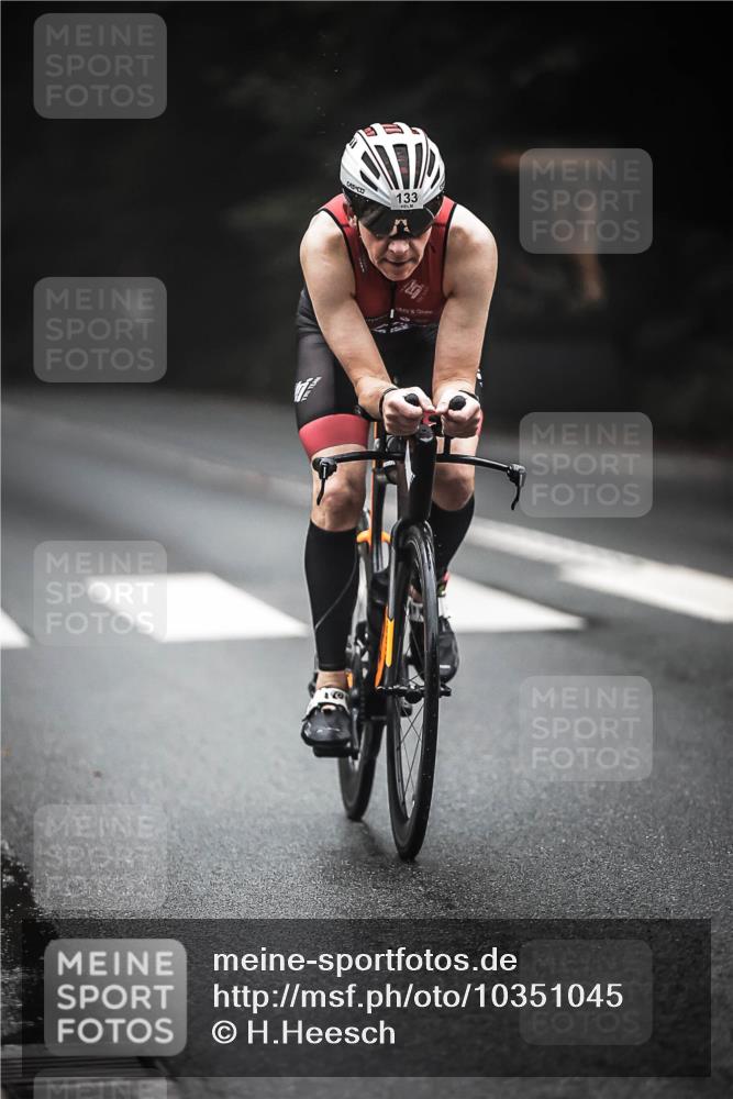 13.09.2026 - Stadtparktriathlon H.Heesch http://msf.ph/oto/10351045 13.09.2026 09:20:57 Radfahren 108, 133, 186 meine-sportfotos.de