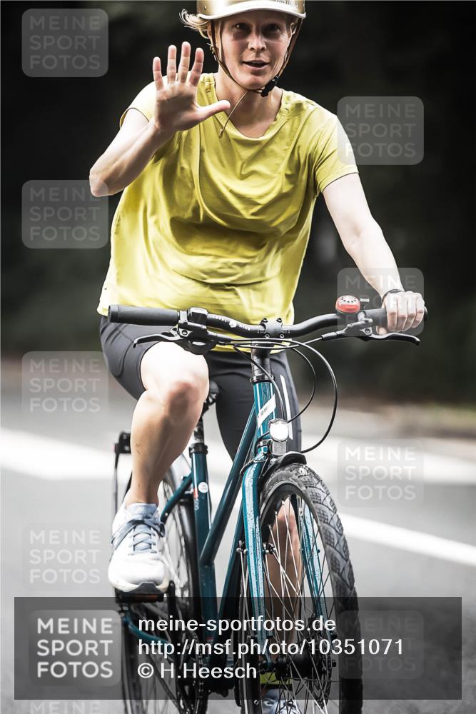 13.09.2026 - Stadtparktriathlon H.Heesch http://msf.ph/oto/10351071 13.09.2026 11:04:21 Radfahren 408, 636 meine-sportfotos.de