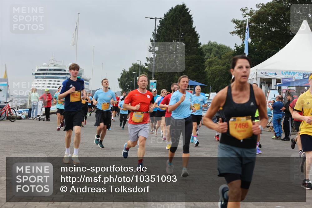 13.09.2026 - Kiel Lauf Andreas Tolksdorf http://msf.ph/oto/10351093 13.09.2026 09:55:46 Kiellinie 8242, 7466 meine-sportfotos.de