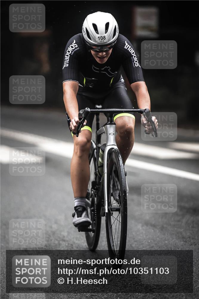 13.09.2026 - Stadtparktriathlon H.Heesch http://msf.ph/oto/10351103 13.09.2026 09:21:01 Radfahren 1, 108, 133 meine-sportfotos.de