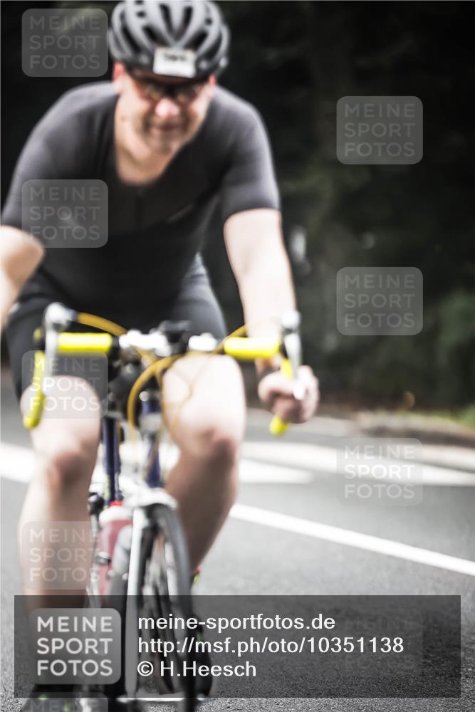13.09.2026 - Stadtparktriathlon H.Heesch http://msf.ph/oto/10351138 13.09.2026 11:04:30 Radfahren 561, 600 meine-sportfotos.de