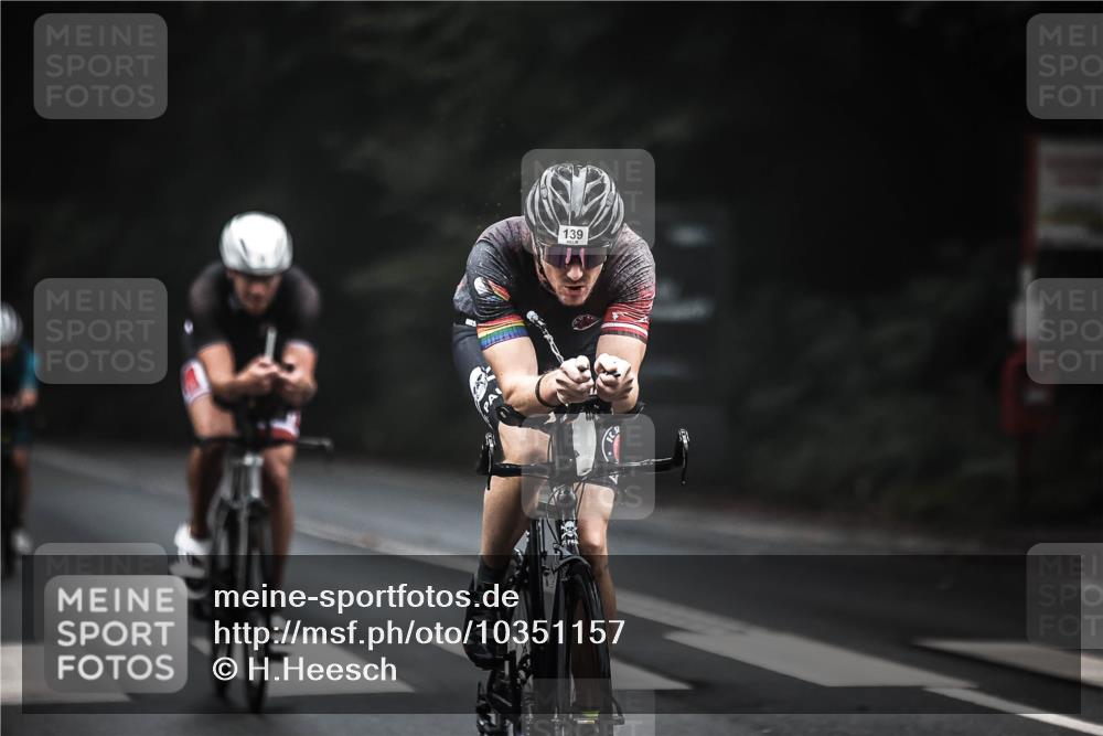 13.09.2026 - Stadtparktriathlon H.Heesch http://msf.ph/oto/10351157 13.09.2026 09:24:32 Radfahren 98, 139, 152, 166, 173, 207 meine-sportfotos.de