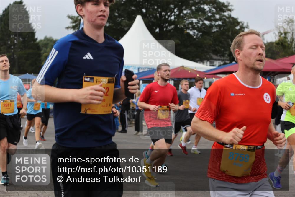 13.09.2026 - Kiel Lauf Andreas Tolksdorf http://msf.ph/oto/10351189 13.09.2026 09:55:49 Kiellinie 3911, 139, 12674, 38, 8759 meine-sportfotos.de