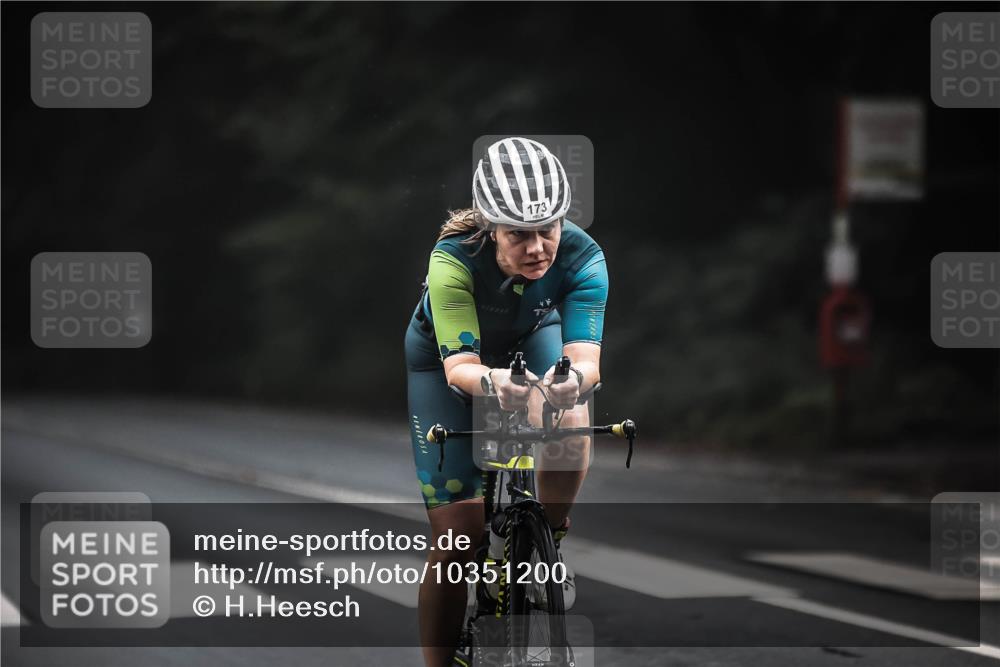 13.09.2026 - Stadtparktriathlon H.Heesch http://msf.ph/oto/10351200 13.09.2026 09:24:34 Radfahren 98, 139, 173, 207 meine-sportfotos.de
