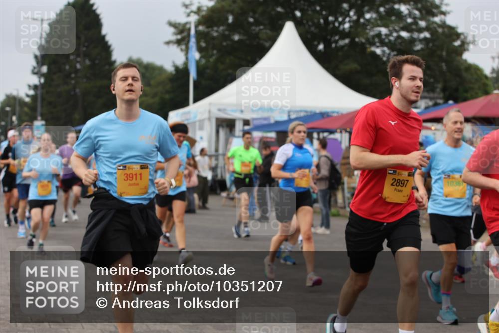 13.09.2026 - Kiel Lauf Andreas Tolksdorf http://msf.ph/oto/10351207 13.09.2026 09:55:50 Kiellinie 3911, 1435, 2897, 1036 meine-sportfotos.de