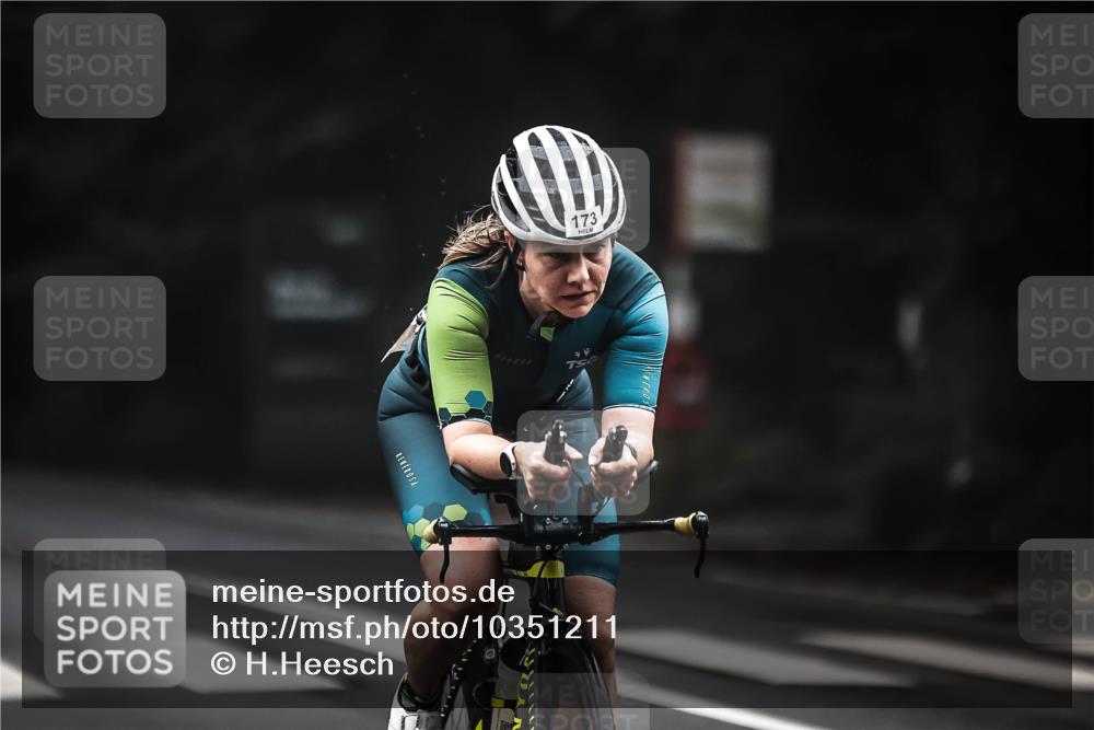 13.09.2026 - Stadtparktriathlon H.Heesch http://msf.ph/oto/10351211 13.09.2026 09:24:34 Radfahren 98, 139, 173, 207 meine-sportfotos.de