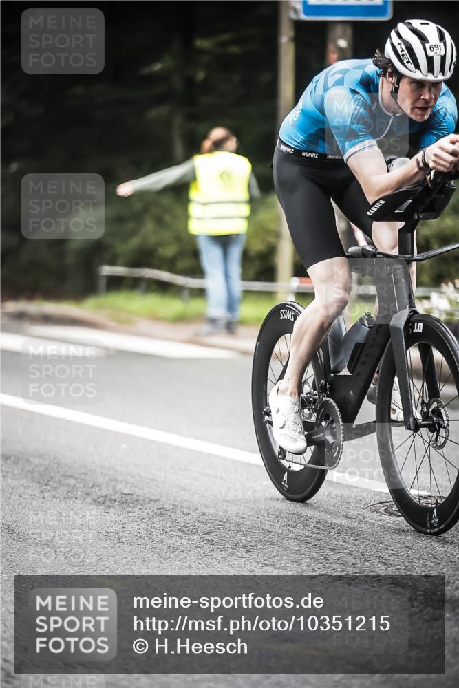 13.09.2026 - Stadtparktriathlon H.Heesch http://msf.ph/oto/10351215 13.09.2026 11:04:44 Radfahren 467, 670, 691 meine-sportfotos.de