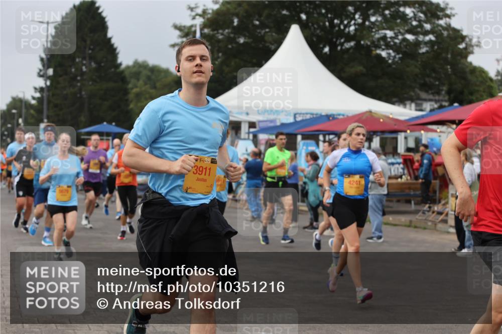 13.09.2026 - Kiel Lauf Andreas Tolksdorf http://msf.ph/oto/10351216 13.09.2026 09:55:50 Kiellinie 5679, 38, 3911, 4241 meine-sportfotos.de