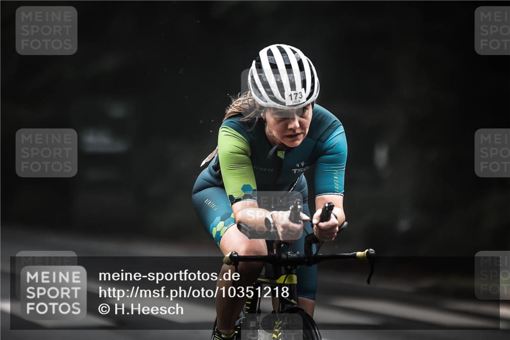 13.09.2026 - Stadtparktriathlon H.Heesch http://msf.ph/oto/10351218 13.09.2026 09:24:34 Radfahren 98, 139, 173, 207 meine-sportfotos.de