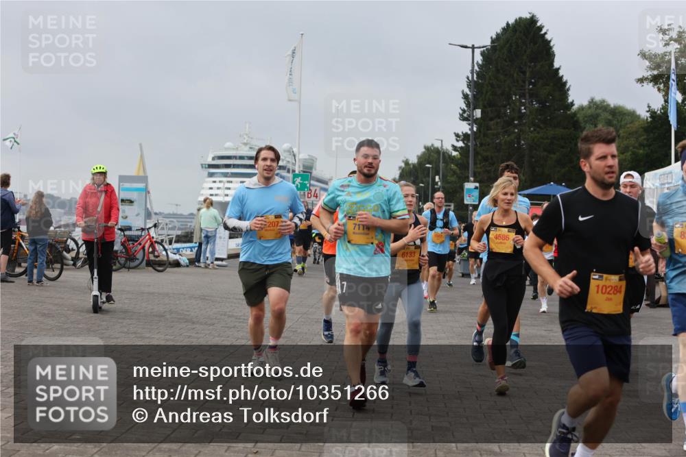 13.09.2026 - Kiel Lauf Andreas Tolksdorf http://msf.ph/oto/10351266 13.09.2026 09:55:52 Kiellinie 207, 84, 7114, 6133, 4586, 39, 10284, 82 meine-sportfotos.de