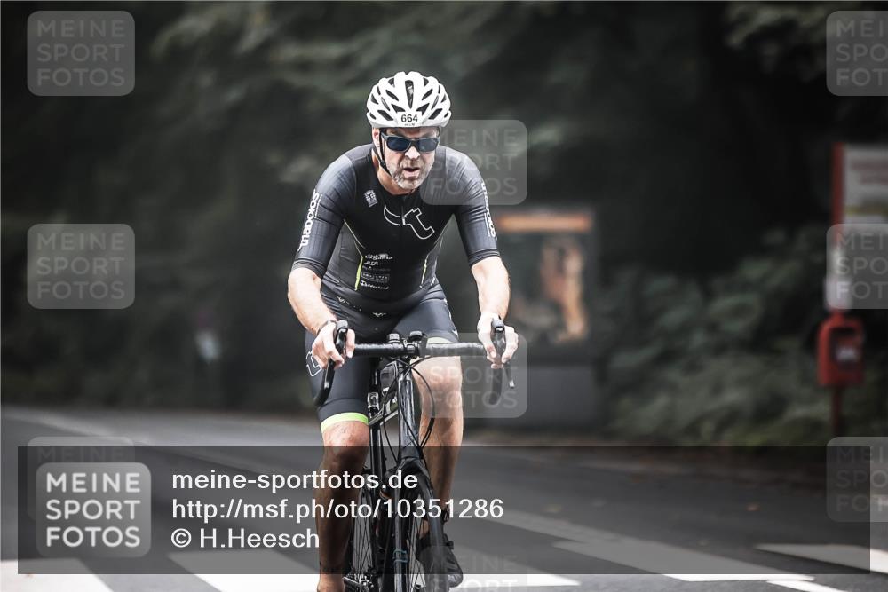 13.09.2026 - Stadtparktriathlon H.Heesch http://msf.ph/oto/10351286 13.09.2026 11:04:58 Radfahren 658, 664 meine-sportfotos.de