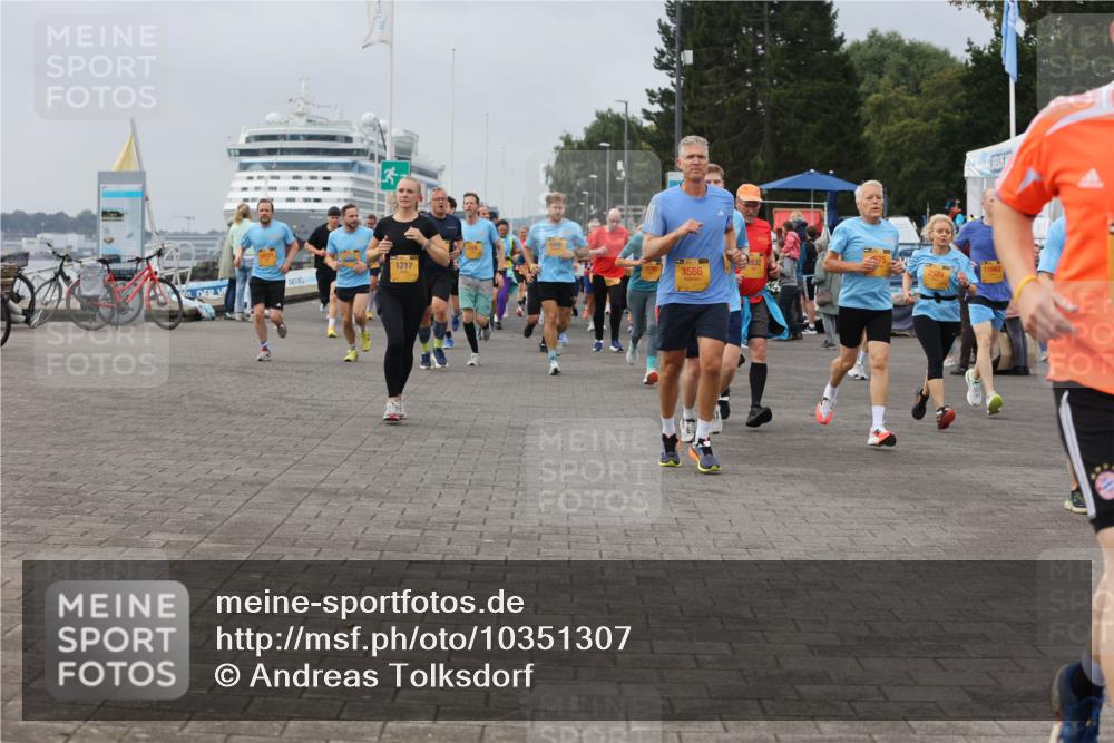 13.09.2026 - Kiel Lauf Andreas Tolksdorf http://msf.ph/oto/10351307 13.09.2026 09:55:56 Kiellinie 1217, 1786, 3566, 932, 11662, 2525 meine-sportfotos.de