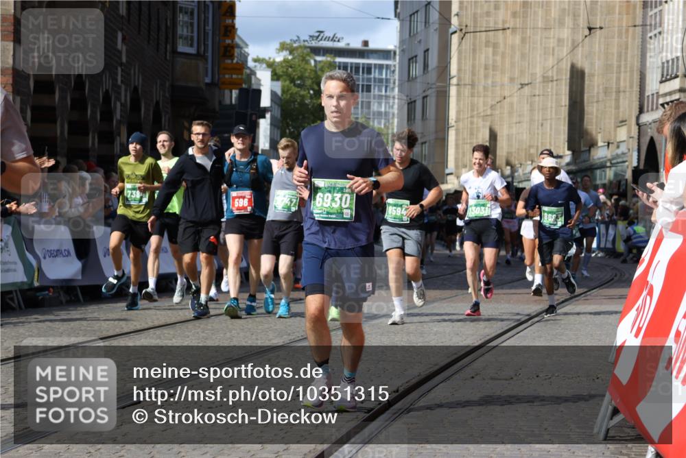 13.09.2026 - 21. swb-Marathon Bremen Strokosch-Dieckow http://msf.ph/oto/10351315 13.09.2026 13:29:34 Ziel 303, 394, 596, 651, 745, 1365, 1387, 1545, 1823, 2023, 2070, 2867, 3258, 3796, 3846, 3912, 4541, 4590, 5036, 6030, 7149, 7361, 7631, 7860, 8007, 8066, 8099, 8277, 8338, 8675, 9249, 9661, 9889, 10128, 124, 716, 1073, 1581, 1861, 2289, 3320, 3618, 4115, 4576, 6006, 6127, 6725, 6930, 7079, 7384, 7884, 8481, 8594, 8612, 8771, 9049, 9534, 9747, 9770, 10013, 13031 meine-sportfotos.de
