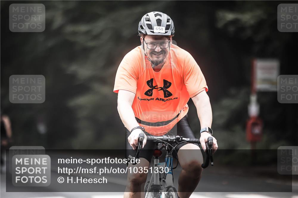 13.09.2026 - Stadtparktriathlon H.Heesch http://msf.ph/oto/10351330 13.09.2026 11:05:03 Radfahren 488, 528, 619, 658, 664 meine-sportfotos.de