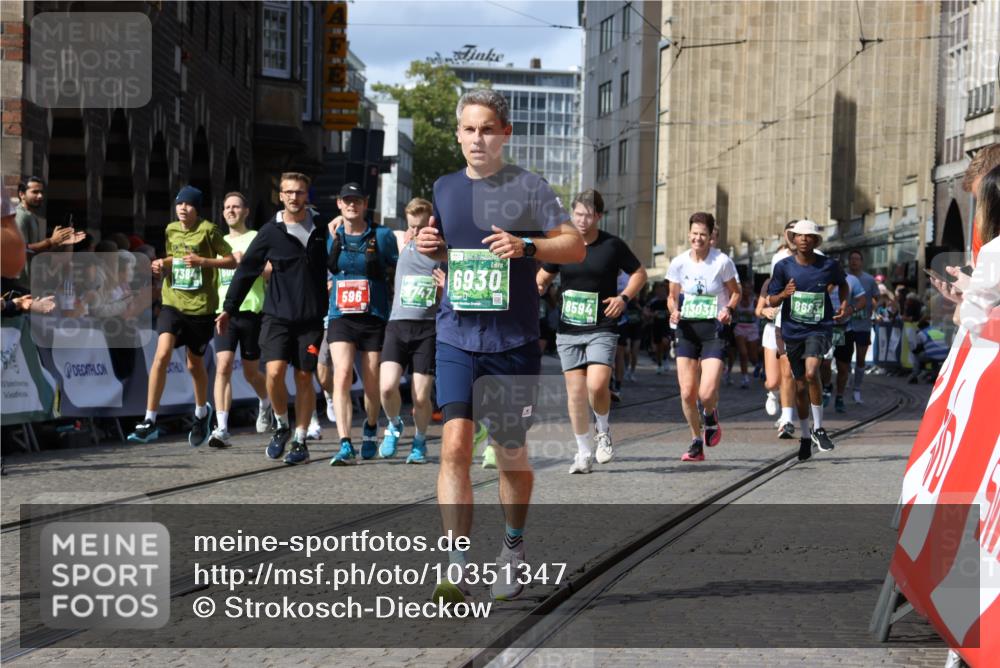 13.09.2026 - 21. swb-Marathon Bremen Strokosch-Dieckow http://msf.ph/oto/10351347 13.09.2026 13:29:34 Ziel 303, 394, 596, 651, 745, 1365, 1387, 1545, 1823, 2023, 2070, 2867, 3258, 3796, 3846, 3912, 4541, 4590, 5036, 6030, 7149, 7361, 7631, 7860, 8007, 8066, 8099, 8277, 8338, 8675, 9249, 9661, 9889, 10128, 124, 716, 1073, 1581, 1861, 2289, 3320, 3618, 4115, 4576, 6006, 6127, 6725, 6930, 7079, 7384, 7884, 8481, 8594, 8612, 8771, 9049, 9534, 9747, 9770, 10013, 13031 meine-sportfotos.de